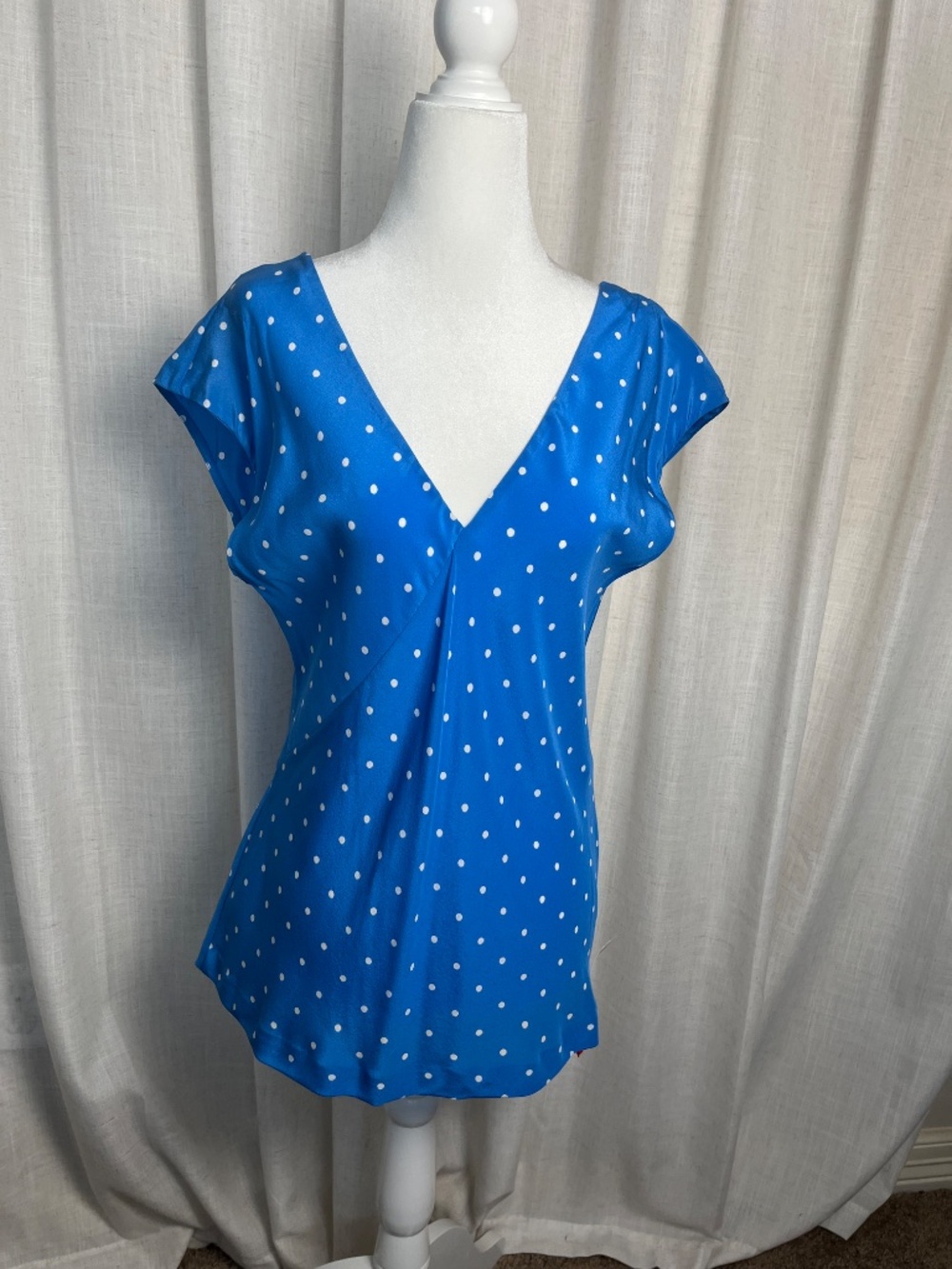Diane von Furstenburg Blue Polka Dot Silk Top - Med - NWT